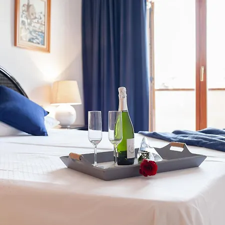 Hébergement de vacances La Marinera House