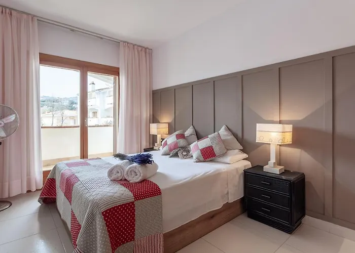 Дом отдыха La Marinera House *