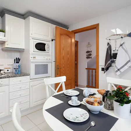 度假居 La Marinera House *